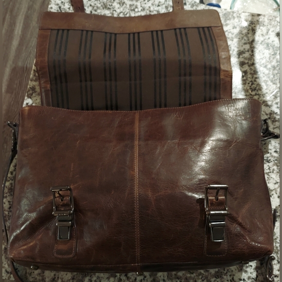Frye Briefcase With Long Strap - Worn/distressed leather style - Dark Brown - Picture 3 of 17